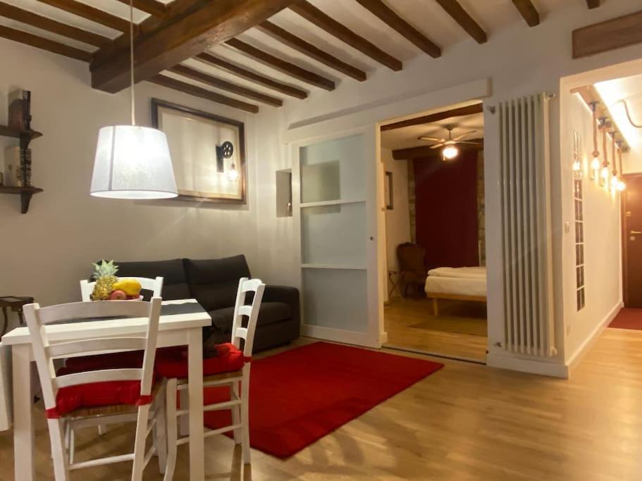 San Lorenzo Apartment In Red フィレンツェ エクステリア 写真